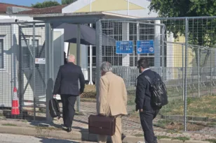 Τραγωδία Τεμπών: Η υπεράσπιση επικαλείται την Ευρωπαϊκή Εισαγγελία, ζητά αναστολή της δίκης