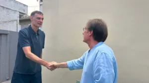 «Ντρέπομαι, είναι ένα πεδίο, στο οποίο δεν έχω συνηθίσει να είμαι.Όλοι ήταν καταδικασμένοι σε θάνατο», συγκλόνισε ο Γιώργος Μπαρτζώκας, ΒΙΝΤΕΟ