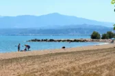 Κάτω Αχαΐα: Η παραλία που ξανάγινε παραλία