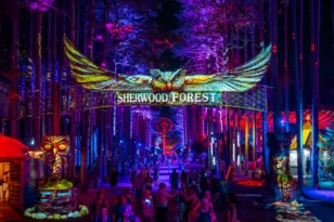 Σοκ στο Electric Forest: Νεογέννητο νεκρό σε χημική τουαλέτα μαζί με τον πλακούντα