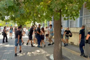 Χάος στα δικαστήρια Θεσσαλονίκης: Δίωξη στους δύο συλληφθέντες – Ελεύθεροι μέχρι τη δίκη