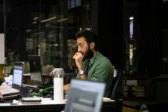 Η ΑΙ ψάχνει... ανθρώπους: Διεθνής έρευνα αποκαλύπτει το μεγάλο έλλειμμα της ψηφιακής εποχής