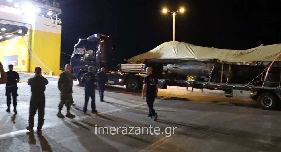 Ζάκυνθος: Το F-16 αποσυναρμολογήθηκε και επιβιβάστηκε σε πλοίο της γραμμής – Πώς στήθηκε η επιχείρηση μεταφοράς ΦΩΤΟ