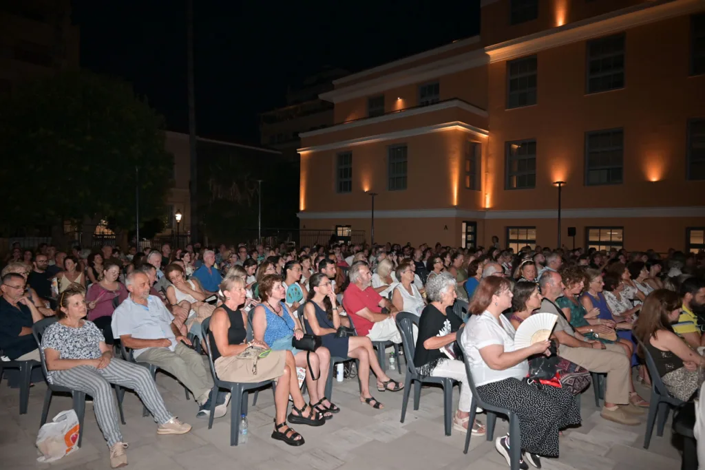 «Κρέας»: Μεγάλη ανταπόκριση στην προβολή της βραβευμένης ταινίας στο νέο Δημαρχείο Πατρών