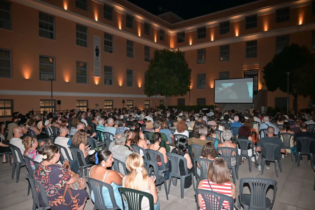 «Κρέας»: Μεγάλη ανταπόκριση στην προβολή της βραβευμένης ταινίας στο νέο Δημαρχείο Πατρών