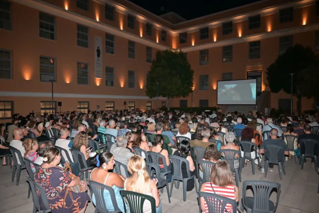 «Κρέας»: Μεγάλη ανταπόκριση στην προβολή της βραβευμένης ταινίας στο νέο Δημαρχείο Πατρών