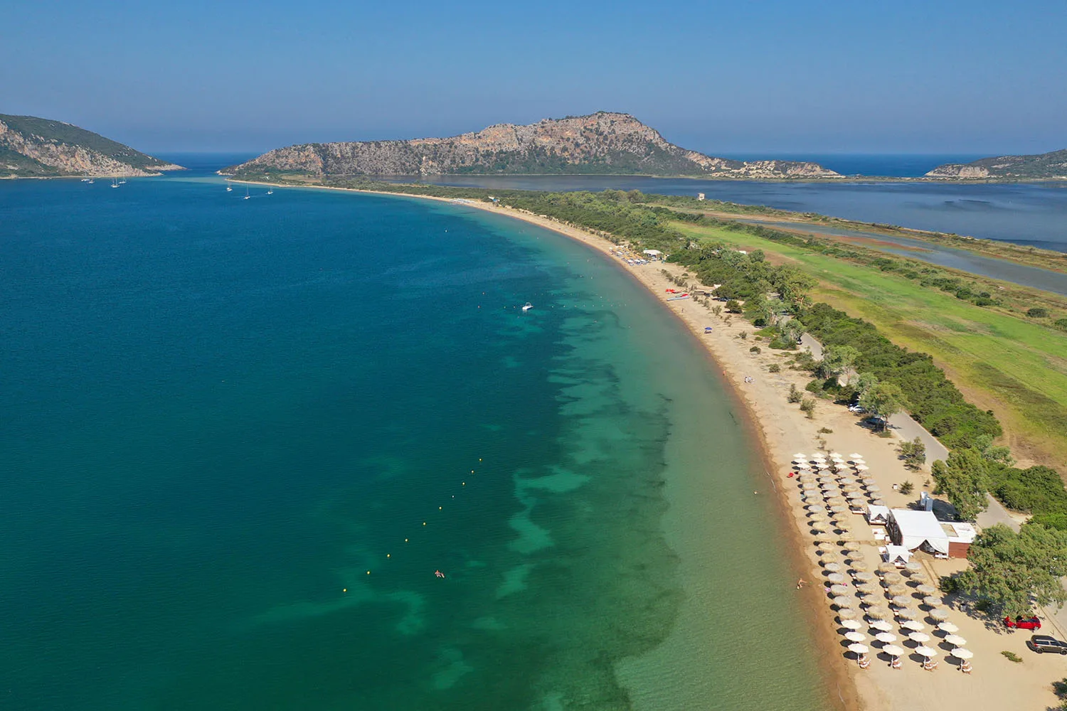 Κάμπινγκ στην Πελοπόννησο: Οι προορισμοί που ξεχωρίζουν για το καλοκαίρι Κάμπινγκ στην Πελοπόννησο: Οι προορισμοί που ξεχωρίζουν για το καλοκαίρι