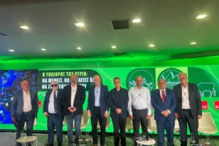 Παπανδρέου από τα Καλάβρυτα: «Το ίδιο σύστημα παράγει ΟΠΕΚΕΠΕ, Τέμπη και υποκλοπές»