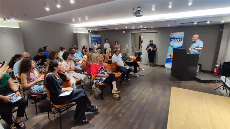 Πάτρα: Η ένταξη περνά από δουλειά, σπίτι και ελληνικά – Τι φέρνει το HELIOS+ στη Δυτική Ελλάδα