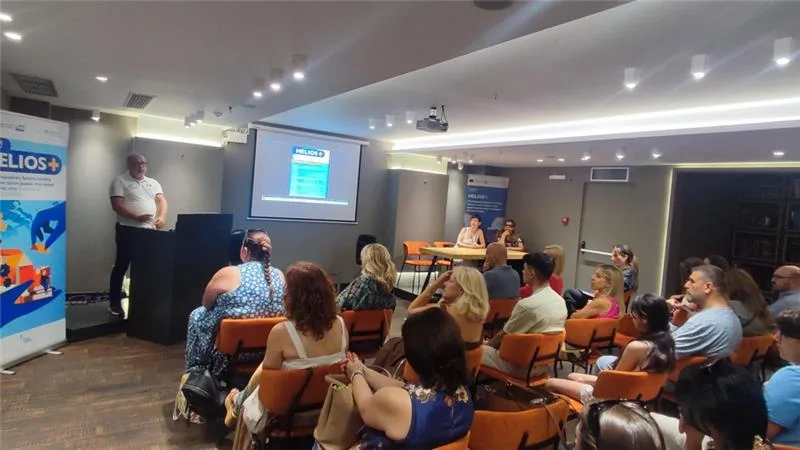 Πάτρα: Η ένταξη περνά από δουλειά, σπίτι και ελληνικά – Τι φέρνει το HELIOS+ στη Δυτική Ελλάδα