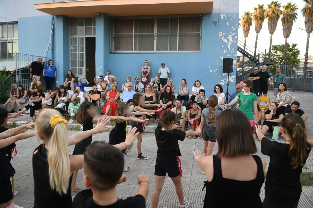 Πάτρα: Τα παιδιά του ΚΔΑΠ Δροσιάς γέμισαν χρώματα την καλοκαιρινή τους γιορτή ΦΩΤΟ Πάτρα: Τα παιδιά του ΚΔΑΠ Δροσιάς γέμισαν χρώματα την καλοκαιρινή τους γιορτή ΦΩΤΟ