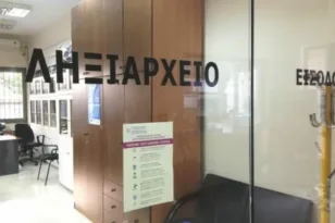 Γάμοι, βαφτίσια και… διαζύγια με ένα κλικ: Τέλος για τα Ληξιαρχεία