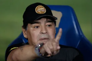 «Το σπίτι που έμενε πριν πεθάνει ήταν γελοίο», η μαρτυρία του πρώην δικηγόρου του Μαραντόνα