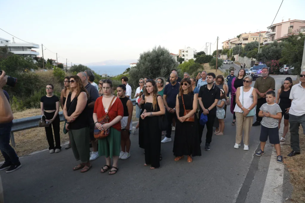 Μάτι: Η μνήμη των 104 θυμάτων ζωντάνεψε ξανά οκτώ χρόνια μετά τη φονική πυρκαγιά Μάτι: Η μνήμη των 104 θυμάτων ζωντάνεψε ξανά οκτώ χρόνια μετά τη φονική πυρκαγιά