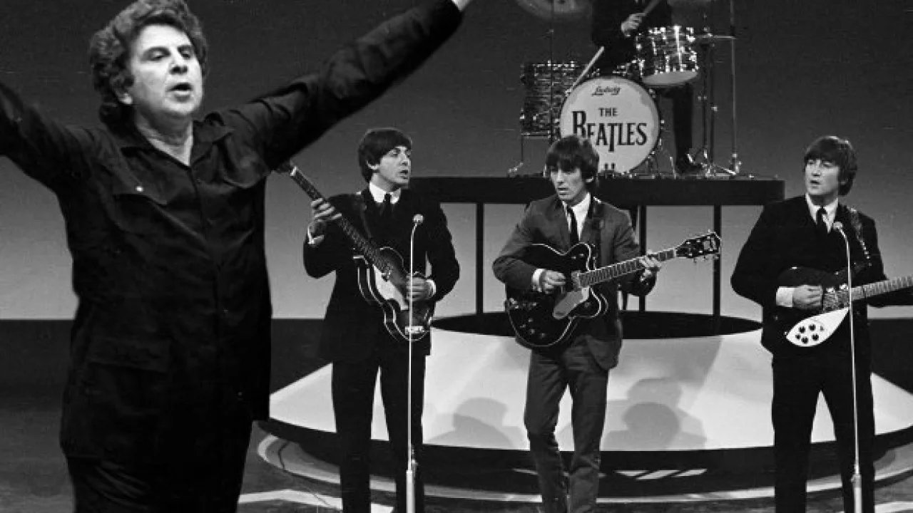 Beatles και Θεοδωράκης: Η ελληνική μελωδία που πέρασε από τη φωνή του Πολ ΜακΚάρτνεϊ