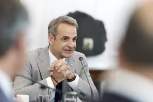 160 εκατ. ευρώ στα ΑΕΙ: Εργοτάξια σε ΕΚΠΑ, ΑΠΘ και ΕΜΠ – «Χωρίς καταλήψεις» το μήνυμα Μητσοτάκη