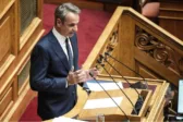Συνταγματική Αναθεώρηση: «Η Ελλάδα χρειάζεται νέο Σύνταγμα» – Σφοδρή επίθεση Μητσοτάκη σε ΠΑΣΟΚ και αντιπολίτευση