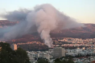 Το παλιό κτίριο του Μπάντμιντον στο Πάρκο Γουδή μετά τη μεγάλη πυρκαγιά της 12ης Ιουλίου 2026
