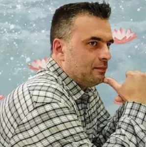 Πάτρα: Από την Ηλεία στα χαρακώματα της Κορέας – Ο Παναγιώτης Γκαμούρας παρουσιάζει το νέο του βιβλίο στο Πολύεδρο Πάτρα: Από την Ηλεία στα χαρακώματα της Κορέας – Ο Παναγιώτης Γκαμούρας παρουσιάζει το νέο του βιβλίο στο Πολύεδρο