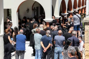 Ρέθυμνο: Το τελευταίο αντίο στον 58χρονο πυροσβέστη Μανώλη Στρατιδάκη