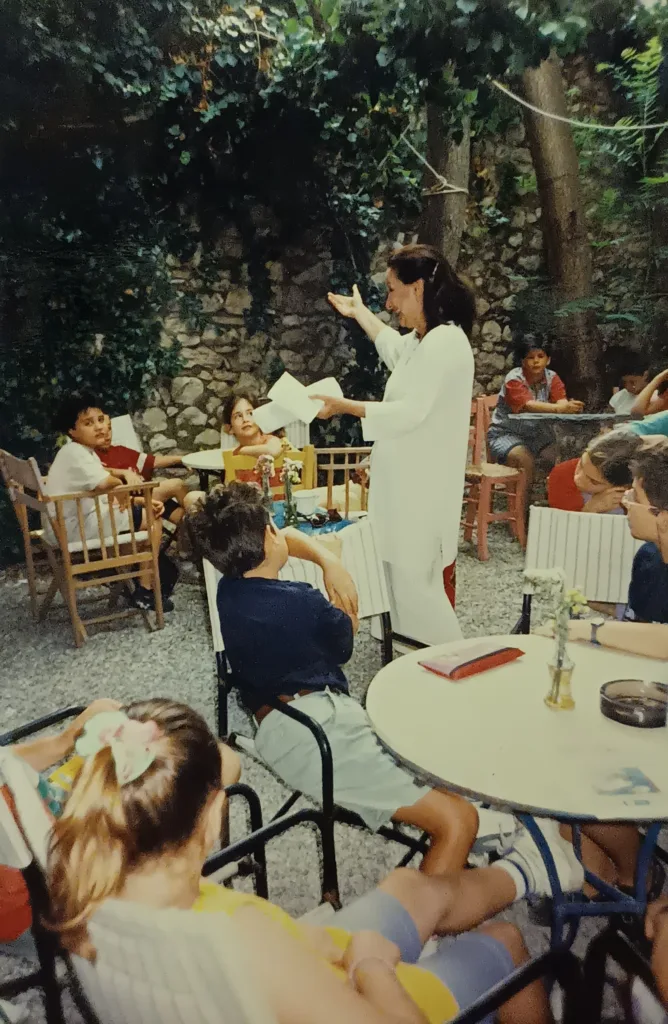45 χρόνια Πολύεδρο: Η Πάτρα ξανανοίγει το άλμπουμ της Κανακάρη ΦΩΤΟ 45 χρόνια Πολύεδρο: Η Πάτρα ξανανοίγει το άλμπουμ της Κανακάρη ΦΩΤΟ