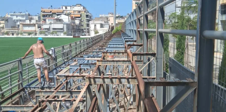 «Λίφτινγκ» στα Προσφυγικά, ξεκίνησαν οι εργασίες για την ανακατασκευη κερκίδας