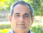 Ο πρόεδρος του τμ. Φυσικής του Πανεπιστημίου Πατρών Κώστας Ψυχαλίνος στην «Π»: Στόχος μας η ενίσχυση της ερευνητικής παραγωγής