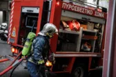 Πάτρα: Έσπασαν την πόρτα φλεγόμενου σπιτιού στα Προσφυγικά – Κινδύνευσαν διπλανές κατοικίες