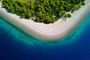 Εύβοια: Ο απόλυτος καλοκαιρινός οδηγός με παραλίες, χωριά και διαδρομές