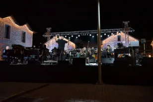 Στα Παλαιά Σφαγεία ακούστηκαν 40 χρόνια μουσικής ιστορίας της Πάτρας ΦΩΤΟ