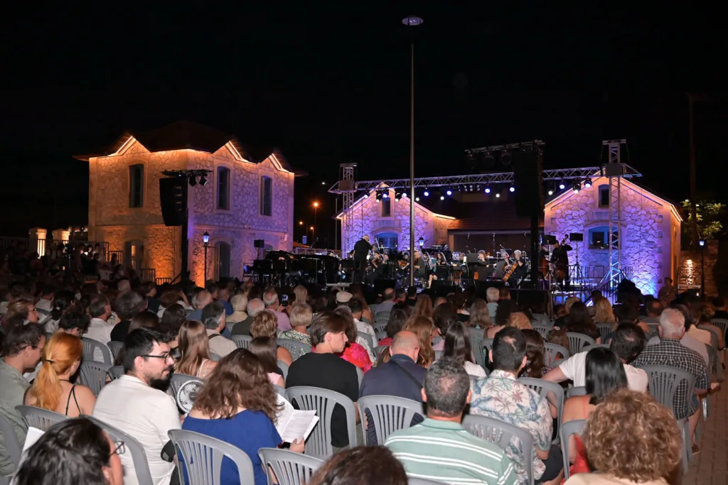 Στα Παλαιά Σφαγεία ακούστηκαν 40 χρόνια μουσικής ιστορίας της Πάτρας ΦΩΤΟ