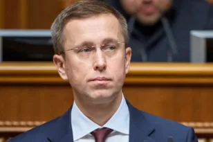 Νέος πρωθυπουργός στην Ουκρανία, οργή στους δρόμους για την απομάκρυνση Φέντοροφ