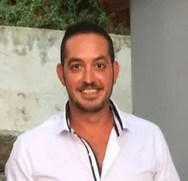 Πάτρα: Μεικτά τα πρώτα δείγματα από τις εκπτώσεις - Ο αντιπρόεδρος του ΔΣ, Χρήστος Σπανός στην «Π» Πάτρα: Μεικτά τα πρώτα δείγματα από τις εκπτώσεις - Ο αντιπρόεδρος του ΔΣ, Χρήστος Σπανός στην «Π»