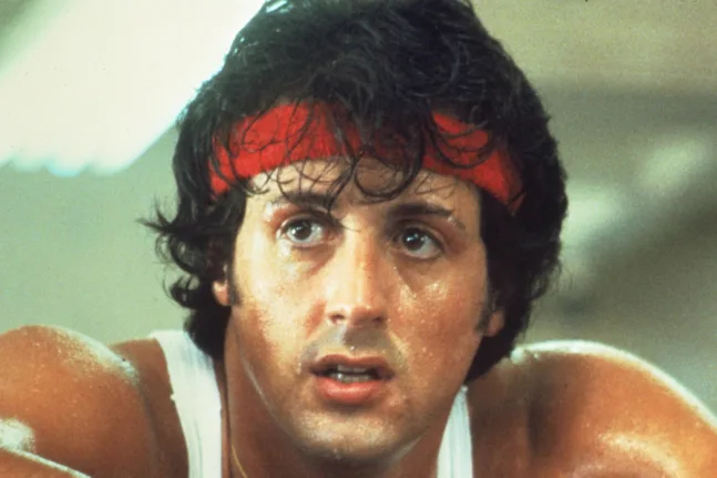 Ο Σταλόνε πριν γίνει μπράτσο: Ο Rocky, οι χαμένοι και το Χόλιγουντ που έμαθε να τους αγαπά