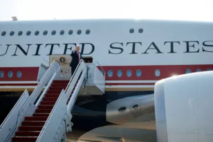 Air Force One: Οι πρώτες εικόνες από το εσωτερικό του νέου αεροσκάφους του Τραμπ
