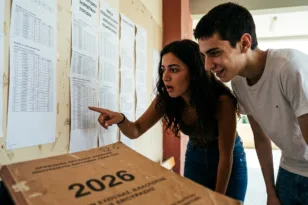 Βάσεις 2026: Το απόλυτο «ασανσέρ» σε ΓΕΛ και ΕΠΑΛ – Πού έρχεται άνοδος 1.000 μορίων και πού «βουτιά»