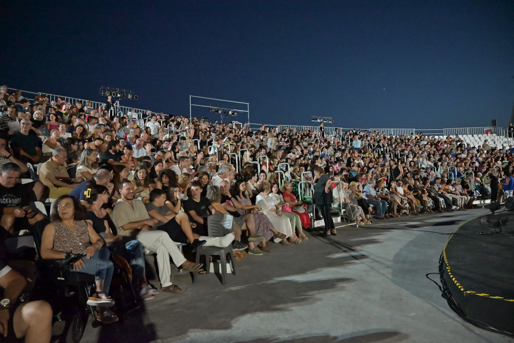 Ο «Ματωμένος Γάμος» πέρασε από την Πάτρα: Έρωτας, τιμή και αίμα στο Θερινό Δημοτικό Θέατρο ΦΩΤΟ