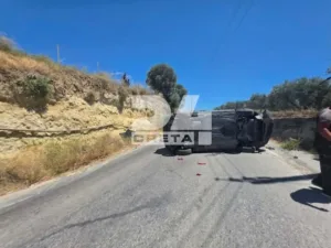 Αυτοκίνητο στο Ηράκλειο τούμπαρε και παρέσυρε πεζή που υποβλήθηκε σε επέμβαση και είναι στη ΜΕΘ, ΦΩΤΟ