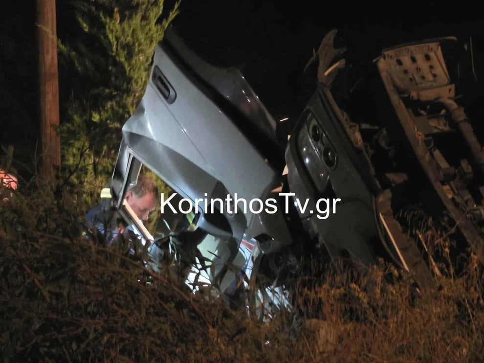 Κορίνθου – Πατρών: Νταλίκα έσπασε τις μπάρες και κατέληξε σε χωράφι – Νεκρός ο οδηγός, ΦΩΤΟ ΒΙΝΤΕΟ