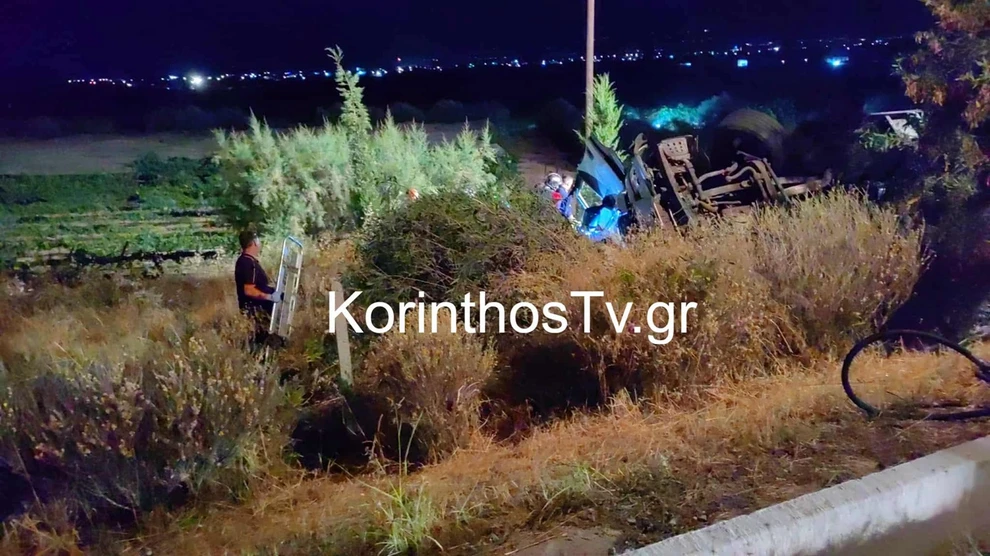 Κορίνθου – Πατρών: Νταλίκα έσπασε τις μπάρες και κατέληξε σε χωράφι – Νεκρός ο οδηγός, ΦΩΤΟ ΒΙΝΤΕΟ