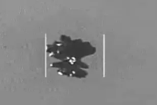 UFO: Το «αντικείμενο-φάντασμα» πάνω από πυρηνική βάση και τα νέα βίντεο που άνοιξε το Πεντάγωνο