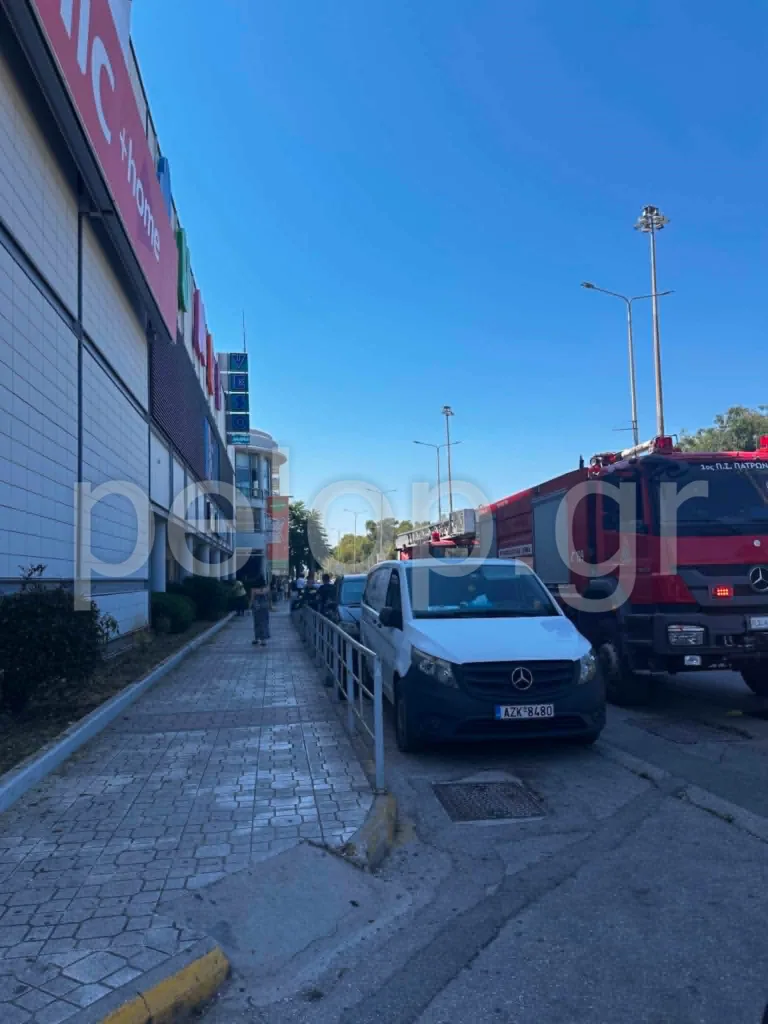 Φωτιά στο πάρκινγκ του Veso Mare στην Πάτρα – Άμεση κινητοποίηση της Πυροσβεστικής ΒΙΝΤΕΟ