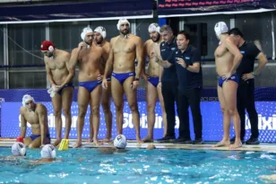 Έκοψε Ζερδεβά ο Βλάχος, η αποστολή της Εθνικής για το World Cup