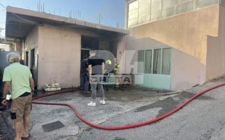 Συναγερμός στα Χανιά: Έκρηξη σε εργαστήριο σκαφών – Στις φλόγες το κτίριο Συναγερμός στα Χανιά: Έκρηξη σε εργαστήριο σκαφών – Στις φλόγες το κτίριο