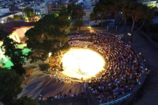 Αιγιάλεια: Νέο πλαίσιο για την παραχώρηση του υπαίθριου θεάτρου «Γ. Παππάς» – Τι αποφάσισε το Δημοτικό Συμβούλιο