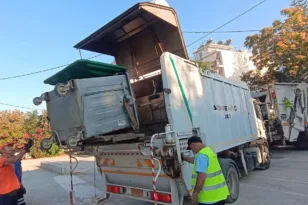 Αμαλιάδα: Εντατικοί καθαρισμοί και απολυμάνσεις κάδων με τη συνδρομή του Δήμου Αιγιαλείας