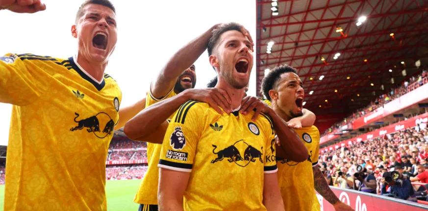 Πρεμιέρα με εκπλήξεις στην Premier League