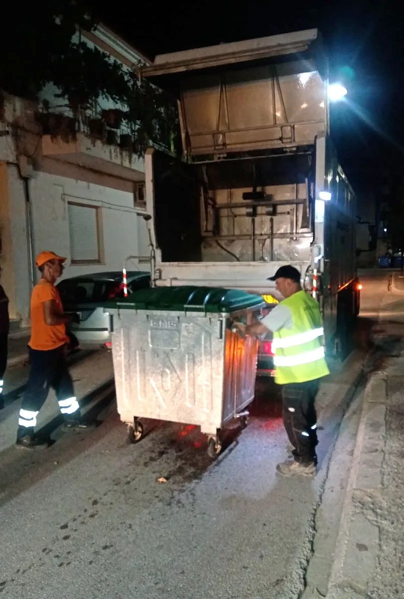 Αμαλιάδα: Εντατικοί καθαρισμοί και απολυμάνσεις κάδων με τη συνδρομή του Δήμου Αιγιαλείας Αμαλιάδα: Εντατικοί καθαρισμοί και απολυμάνσεις κάδων με τη συνδρομή του Δήμου Αιγιαλείας