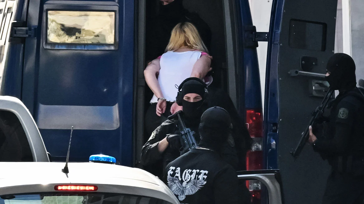 &laquo;&Iota;&delta;&iota;&alpha;ί&tau;&epsilon;&rho;&alpha; &epsilon;&pi;&iota;&kappa;ί&nu;&delta;&upsilon;&nu;&eta; &kappa;&alpha;&iota; &pi;&rho;&omicron;&sigma;&eta;&lambda;&omega;&mu;έ&nu;&eta; &sigma;&tau;&omicron; &sigma;&chi;έ&delta;&iota;&omicron;&raquo;, &tau;&omicron; &sigma;&kappa;&epsilon;&pi;&tau;&iota;&kappa;ό &tau;&eta;&sigmaf; &alpha;&pi;ό&phi;&alpha;&sigma;&eta;&sigmaf; &pi;&rho;&omicron;&phi;&upsilon;&lambda;ά&kappa;&iota;&sigma;&eta;&sigmaf; &tau;&eta;&sigmaf; 46&chi;&rho;&omicron;&nu;&eta;&sigmaf; &sigma;&tau;&eta;&nu; &upsilon;&pi;ό&theta;&epsilon;&sigma;&eta; Marfin