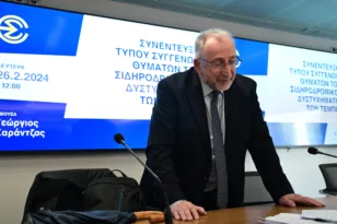 Τι είπε γνωστός αεροναυπηγός για τη σοκαριστική σύγκρουση των δύο ελικοπτέρων